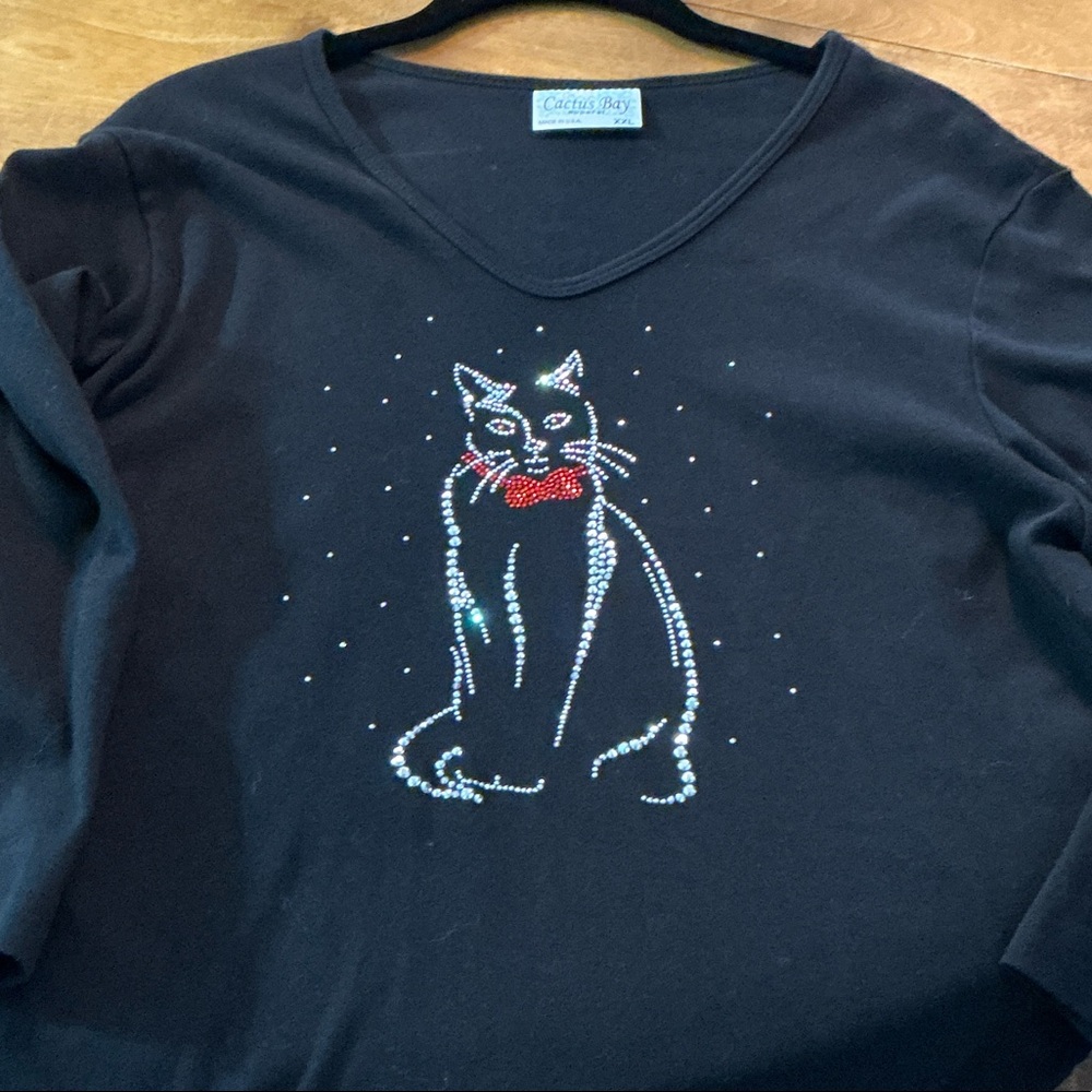 Elegant Black Cat Embellished Blouse - Picture 7 of 7
